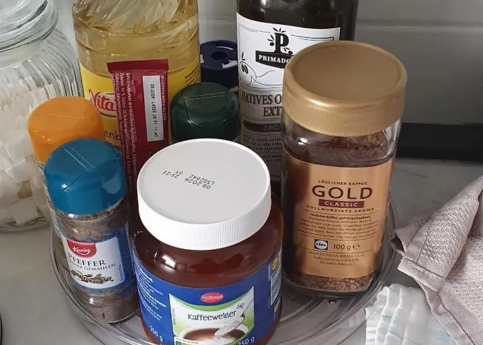 2 Von 3 Mit Gemeinschaftsbad-kueche, 30min Koeln Messe Bahnhof, 5min Bahnhof Zentrum *