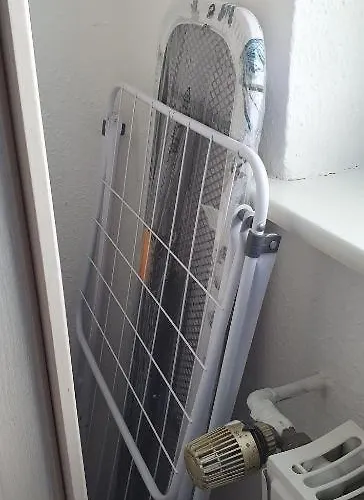 Apartamento 2 Von 3 Mit Gemeinschaftsbad-kueche, 30min Koeln Messe Bahnhof, 5min Bahnhof Zentrum